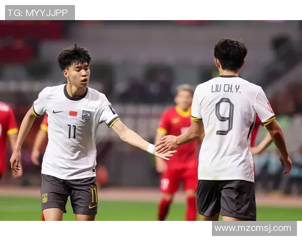 中国足球明星名单汇总及其成就分析与影响力探讨 中国足球明星名单汇总及其成就分析与影响力探讨